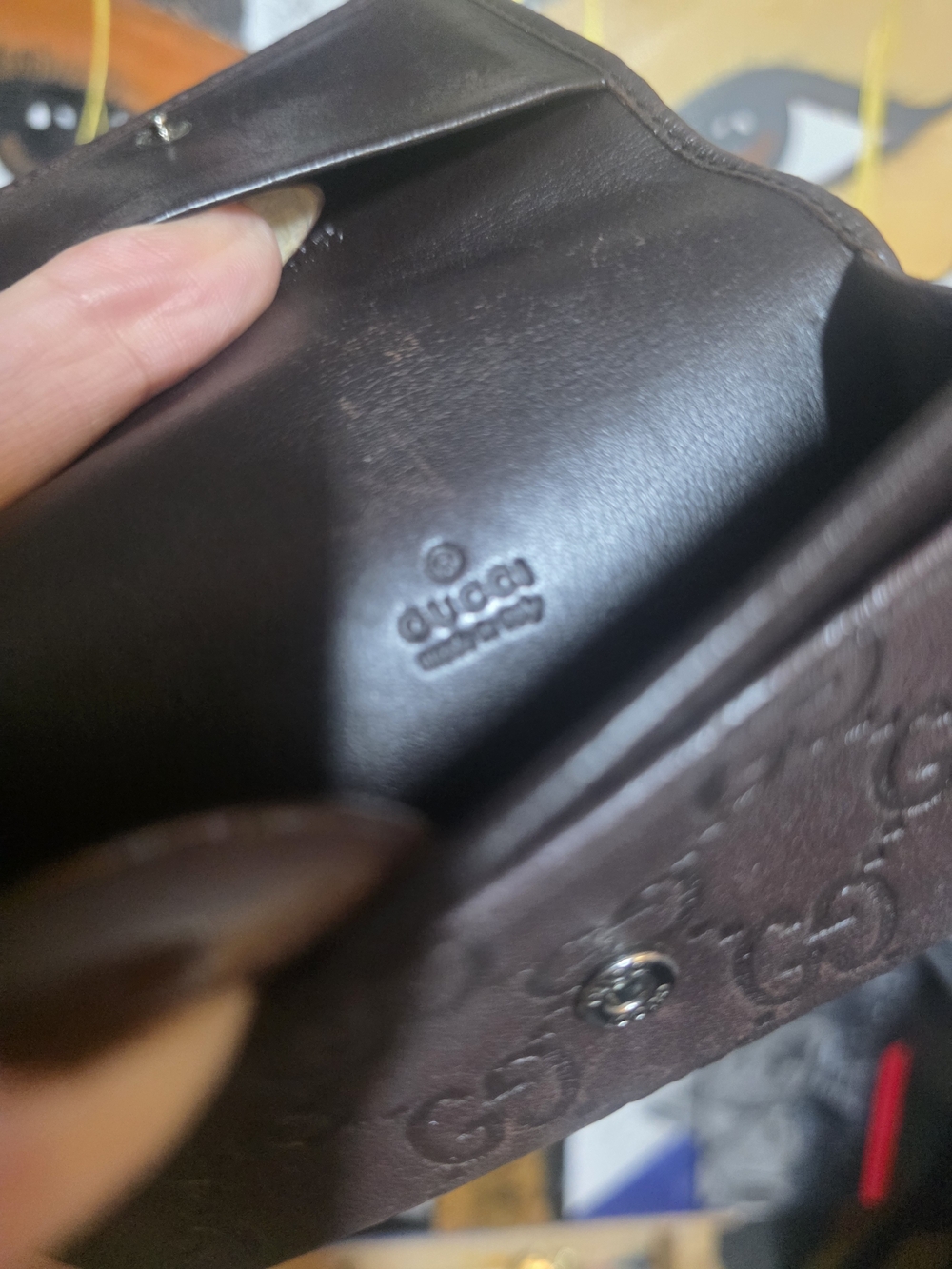 Gucci Men’s Brown Leather Card Case with Signature GG Embossing